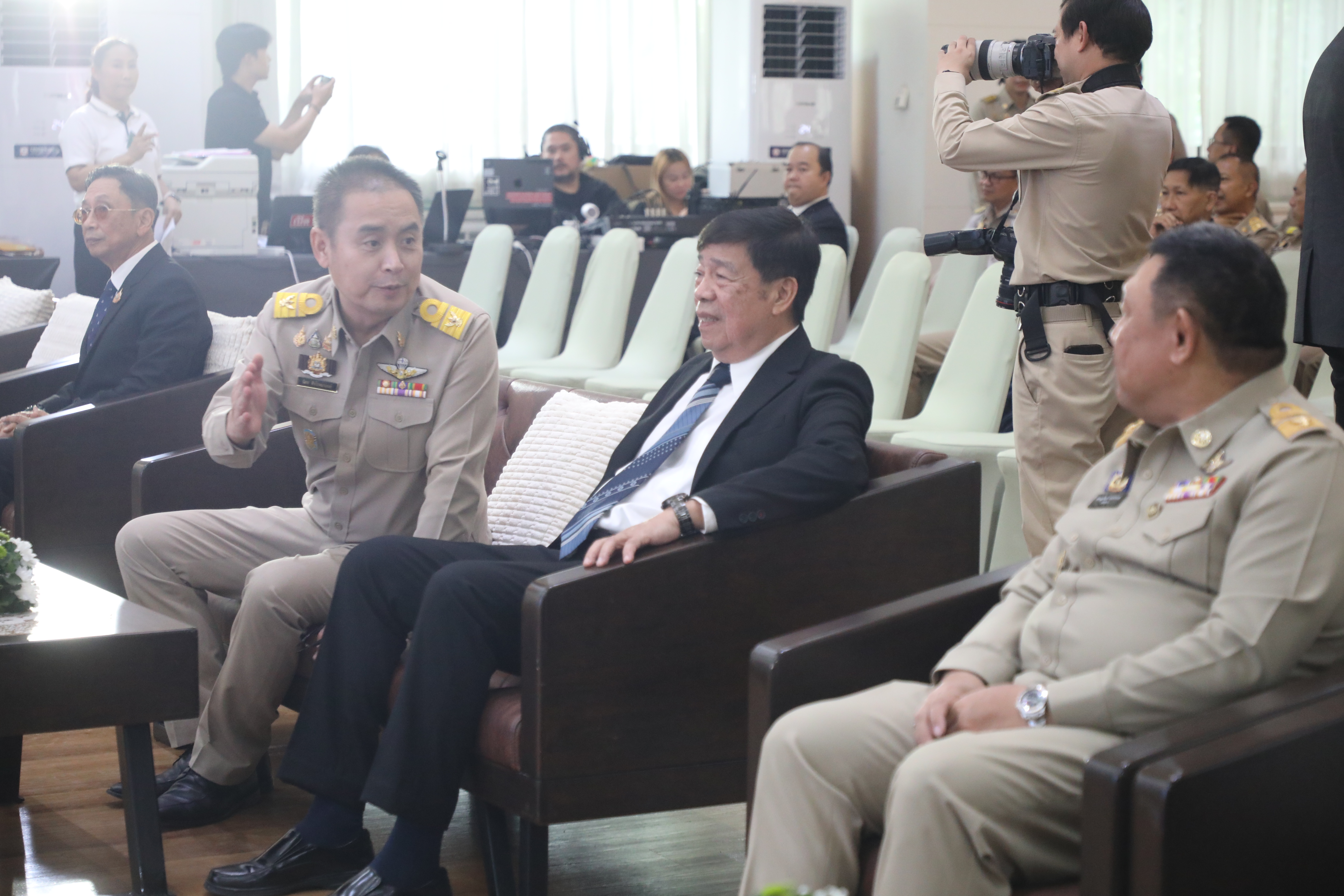 title - ส.ป.ก. เข้าร่วมงานวันสถาปนากรมป่าไม้ครบรอบ 130 ปี และรับมอบเครื่องหมายเชิดชูเกียรติ 